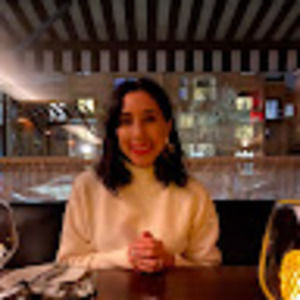 Meet your Posher, Leila